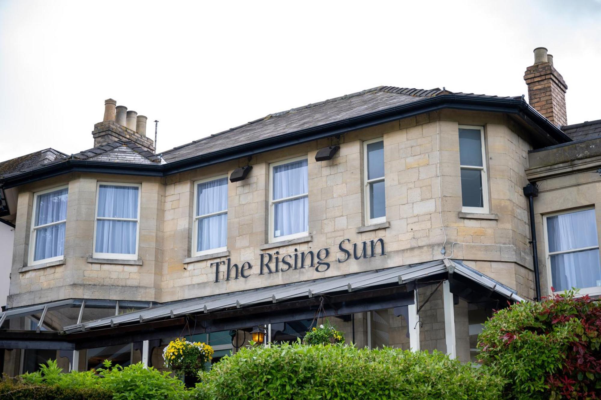 Rising Sun Hotel By Greene King Inns Челтнъм Екстериор снимка